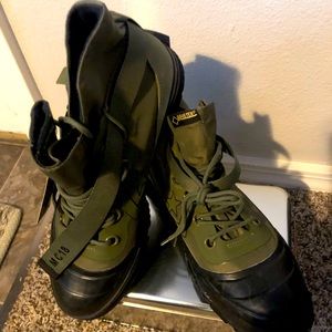 Converse Rare Gore-tex Boots